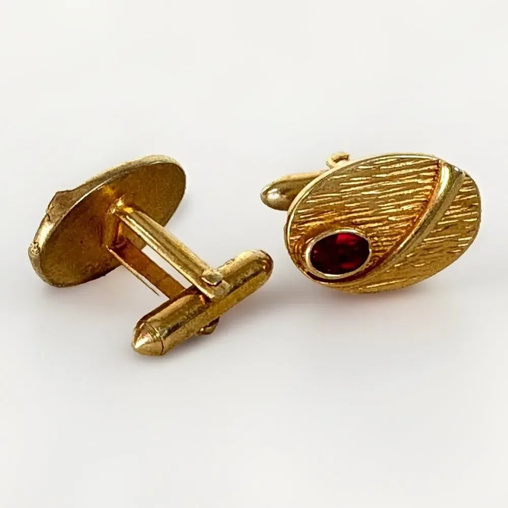 Vintage Swank Gold Tone Red Stone Cabochon Men's Cuff Links